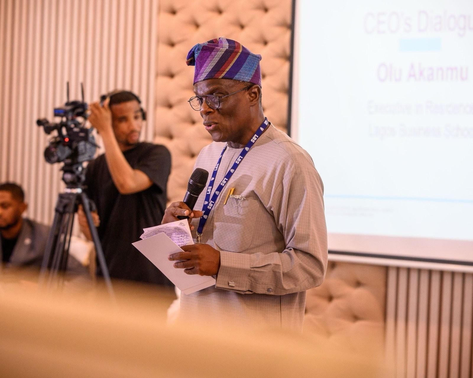 Olu Akanmu chairing the CEOs Dialogue Session